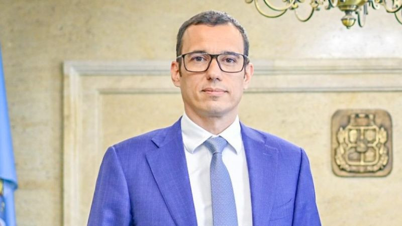 42 училища в София преминават към едносменен режим на обучение